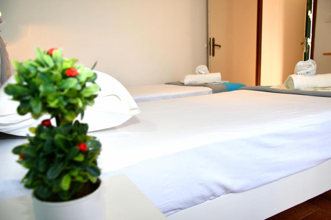 Utopia Aparthotel 2*